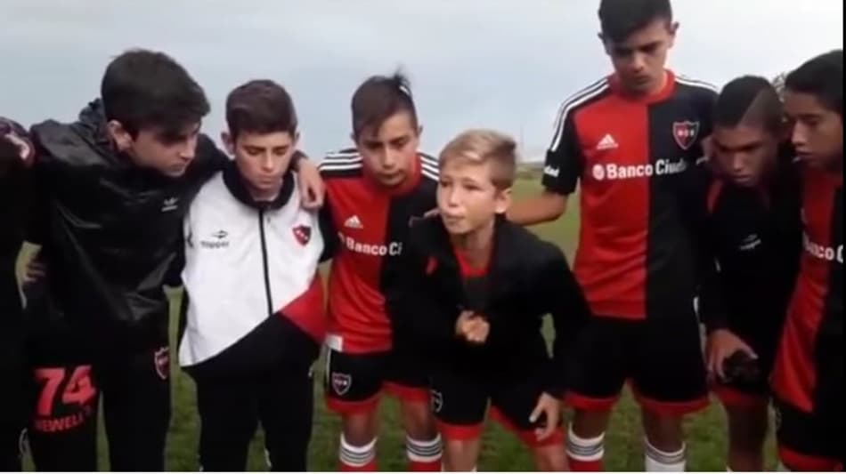 VÍDEO: Garoto da base do Newell’s Old Boys faz discurso emocionante