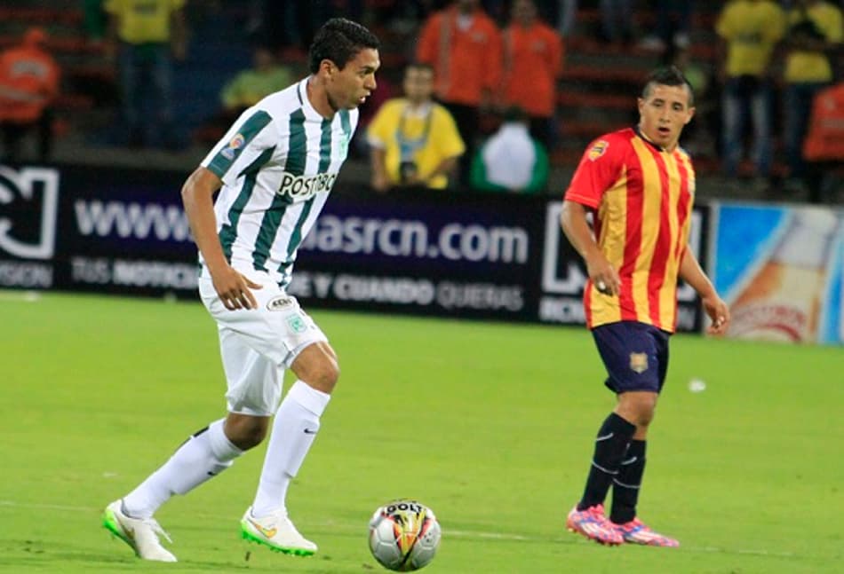 Cobiçado na mercado, Bocanegra está perto de renovar seu vínculo com o Atlético Nacional