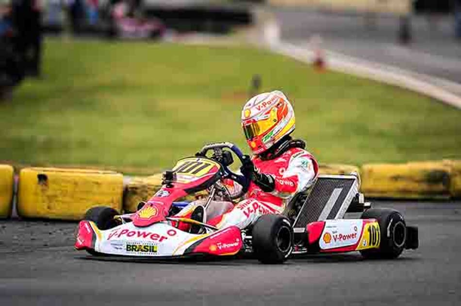 Gianluca Petecof dá show e termina em quinto no Mundial de Kart
