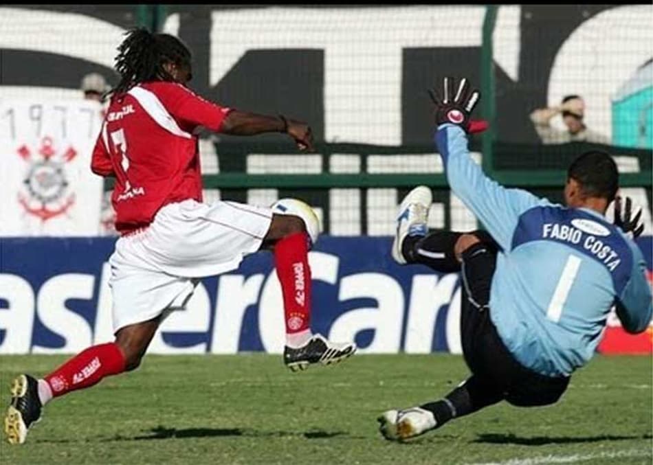 Rivalidade quente! Relembre dez jogos históricos entre Timão e Inter