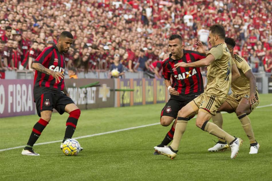 Atlético-PR vence e assume a 5ª posição do Campeonato Brasileiro