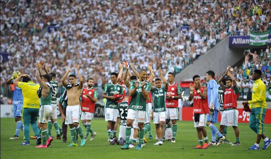 'Raçudo'Palmeiras ganha força na reta final do Brasileirão e se aproxima da taça&nbsp;