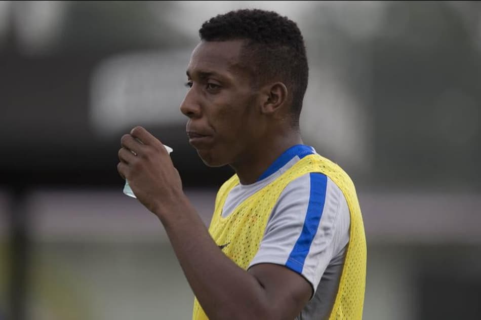 Emprestado pelo Corinthians, Moisés foi um dos maiores ladrões de bola da Série B