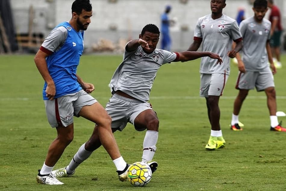 Mateus Norton treinou entre os profissionais nesta quarta-feira (Foto: Nelson Perez/Fluminense FC)