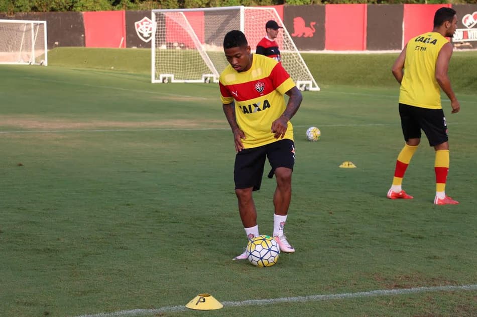 Marinho projeta jogo em Curitiba: ‘1 a 0 é goleada. Não podemos vacilar’