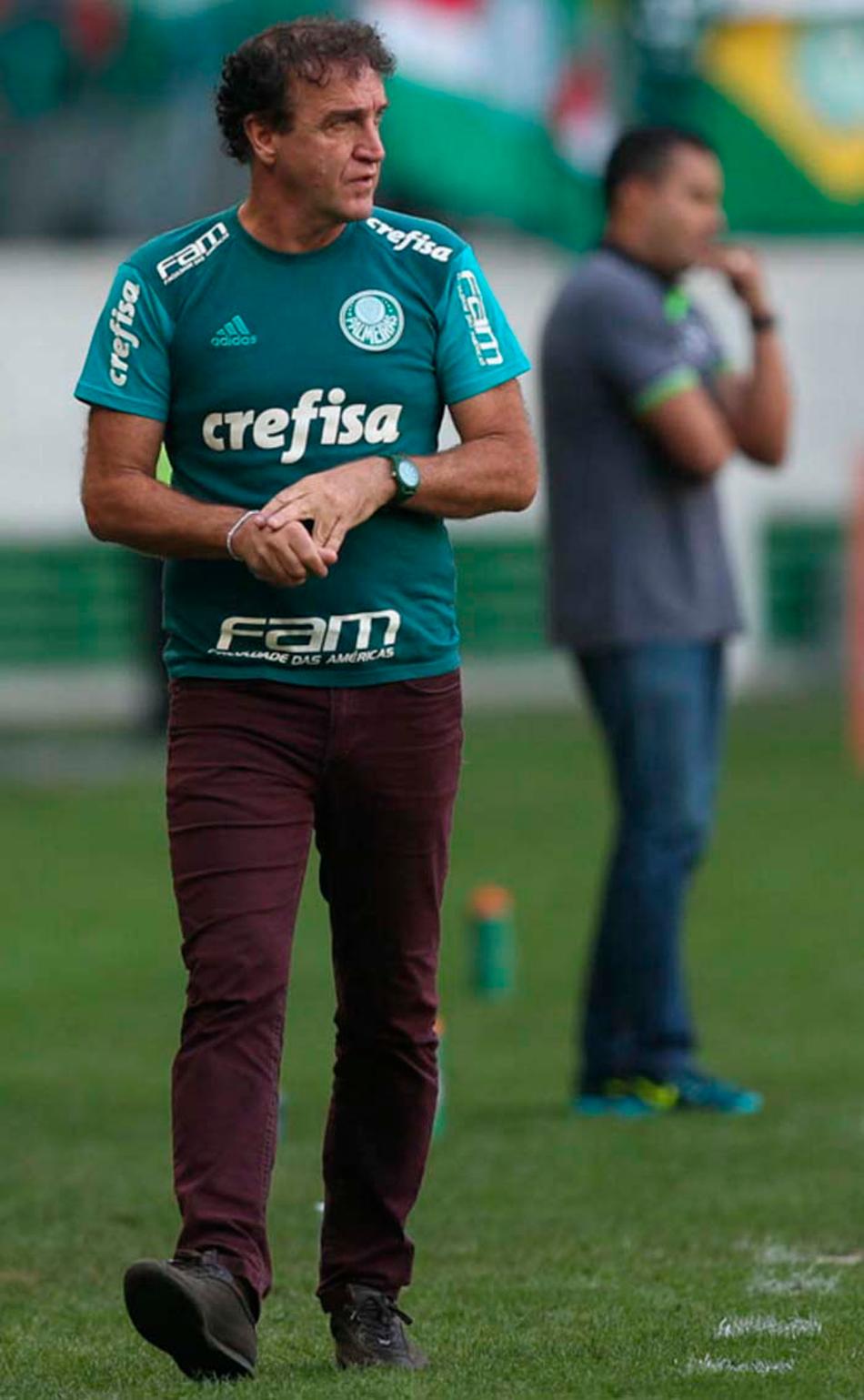 Amuletos, noites no CT e trabalho intenso: Cuca diz adeus após 9 meses