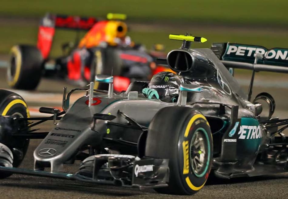 Hamilton vence, mas Nico Rosberg se sagra campeão mundial