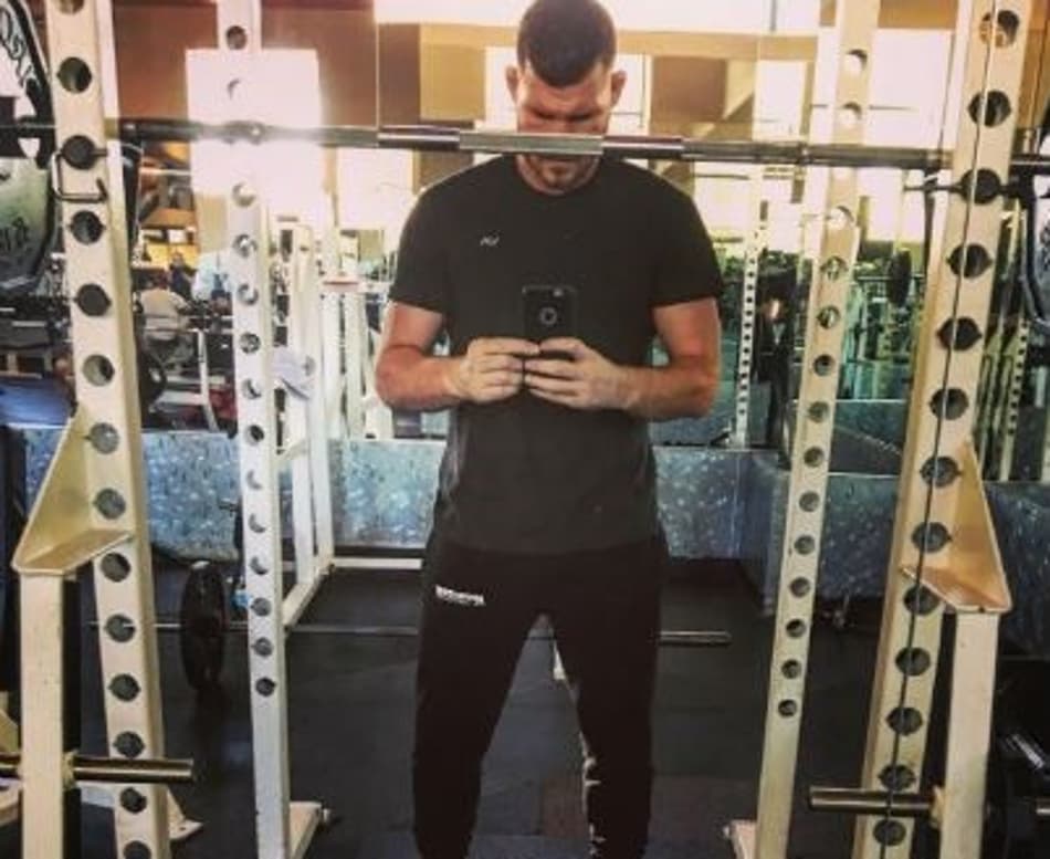 Bisping fortalece o quadril para evitar quedas de desafiantes