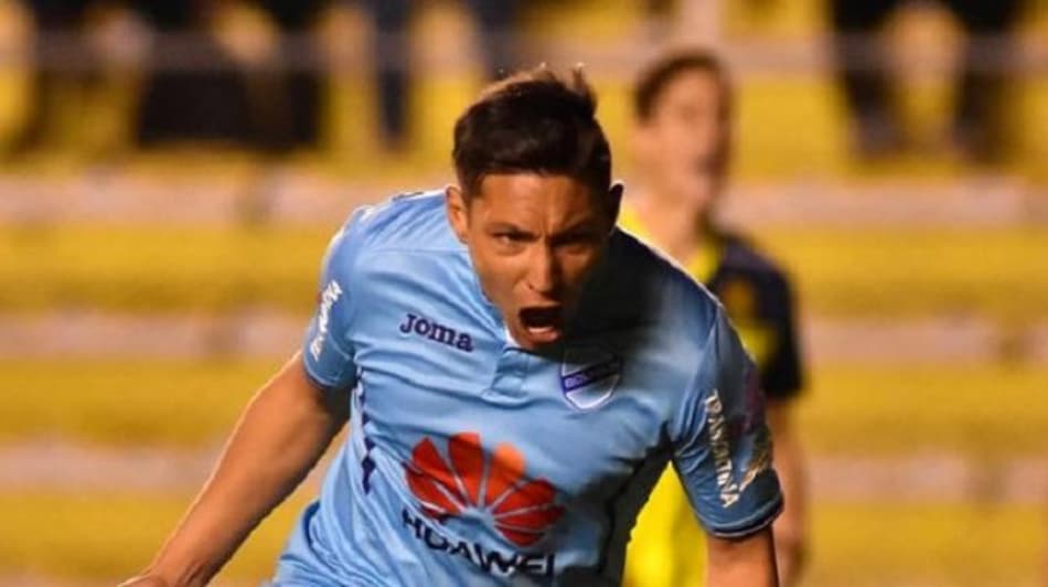 No Apertura, Universitario de Sucre tenta parar o líder Bolívar