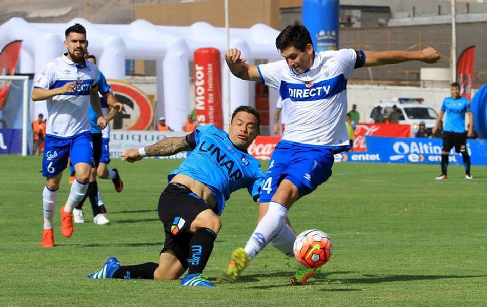 Universidad Católica massacra Iquiqui e fica perto de título do Apertura