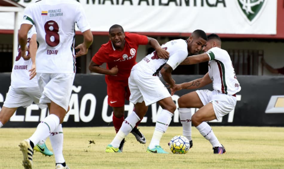 Saiba quem foi rebaixado e quem garantiu o acesso na América em 2016