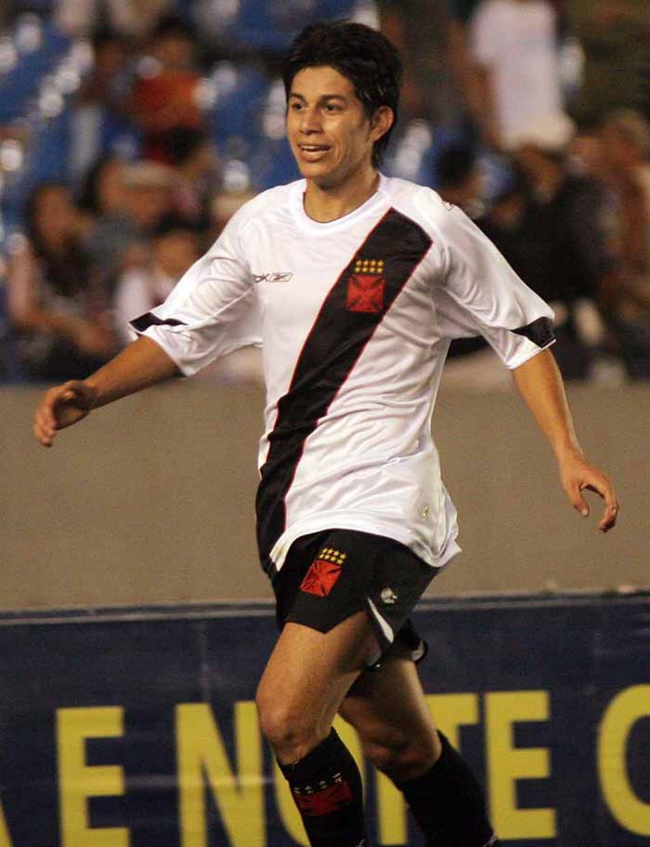 Vasco tenta encerrar jejum de dez anos contra o Atlético-PR