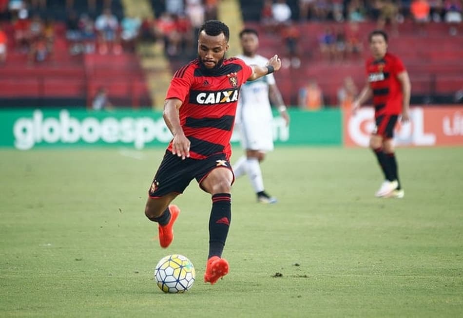 Reforço do Atlético-MG, Samuel Xavier foi um dos laterais que mais acertaram cruzamentos no Brasileirão 2017