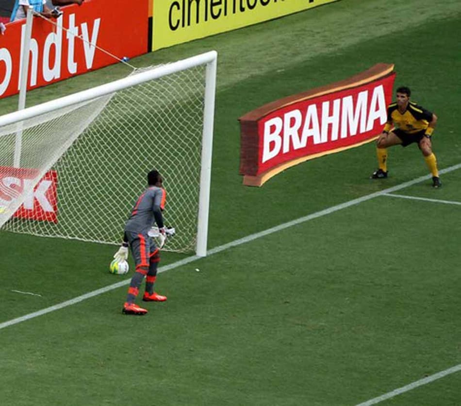 Campeonato Carioca terá volta do árbitro atrás do gol