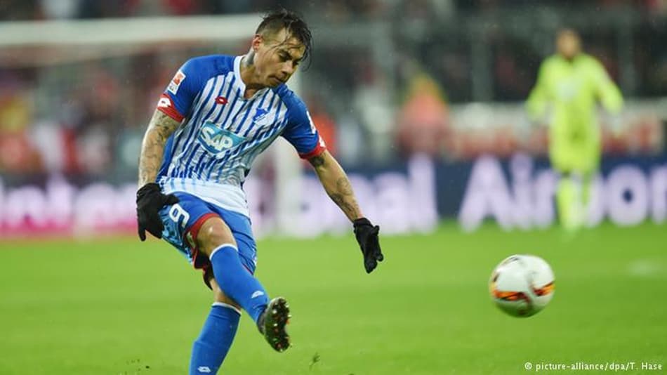 Eduardo Vargas deve fechar com o Tigres, informa portal