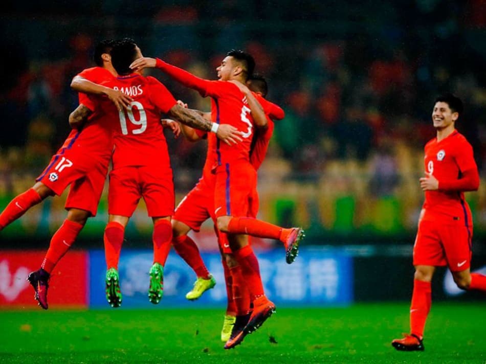 Chile bate Croácia e garante vaga na final da China Cup
