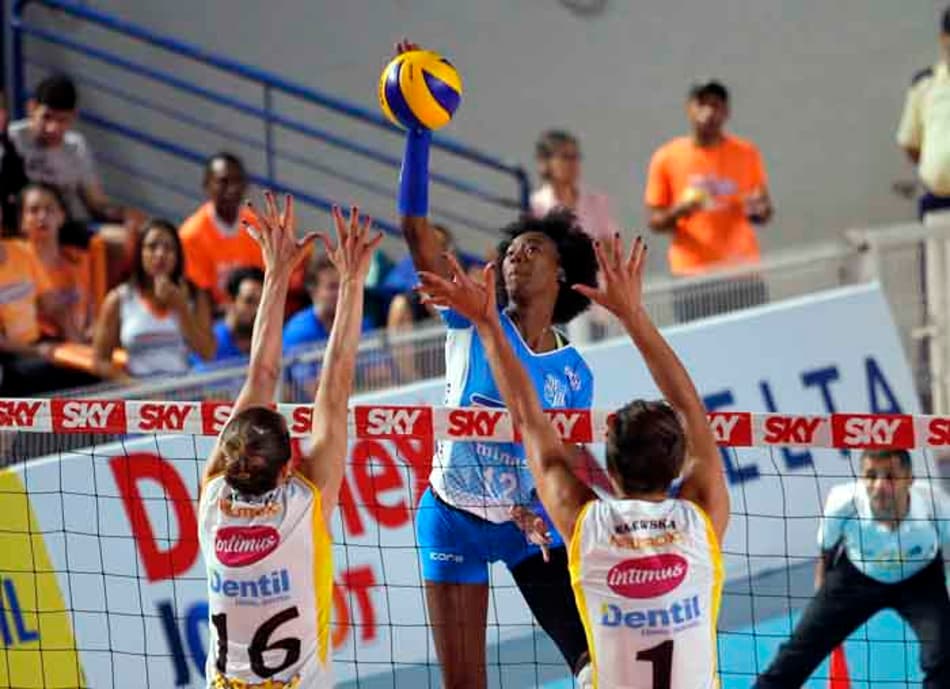 De ‘polêmica’ a ‘Rainha’, americana tenta resgatar forma na Superliga