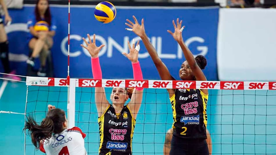 Vôlei: Dentil/Praia Clube vence duelo mineiro contra Camponesa/Minas