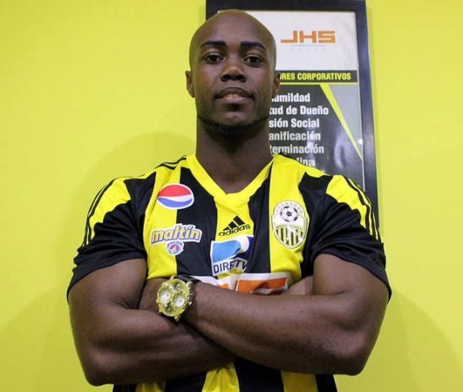 Deportivo Táchira apresenta reforço para disputar a Libertadores
