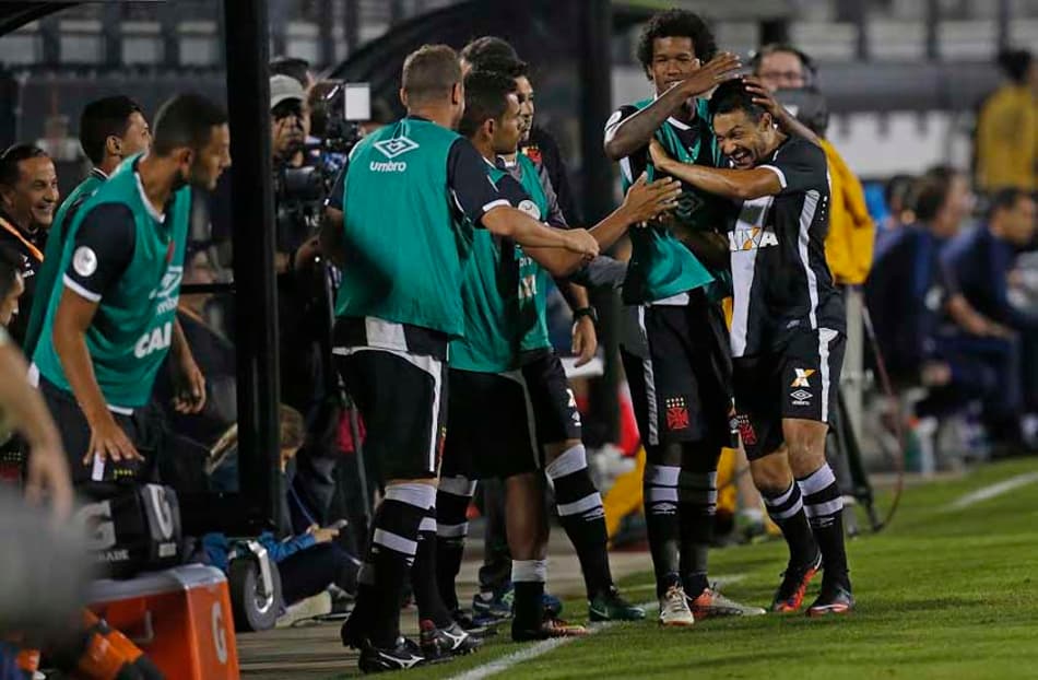 ‘Goleada evidencia os problemas do Vasco. Tem até dia 29 para corrigir’
