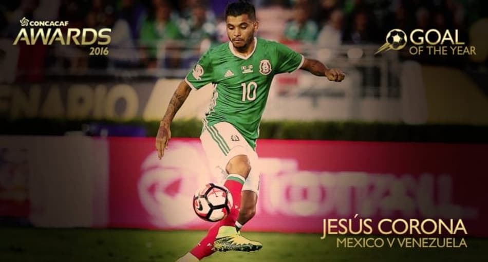 Borussia Dortmund observa situação de jogador mexicano