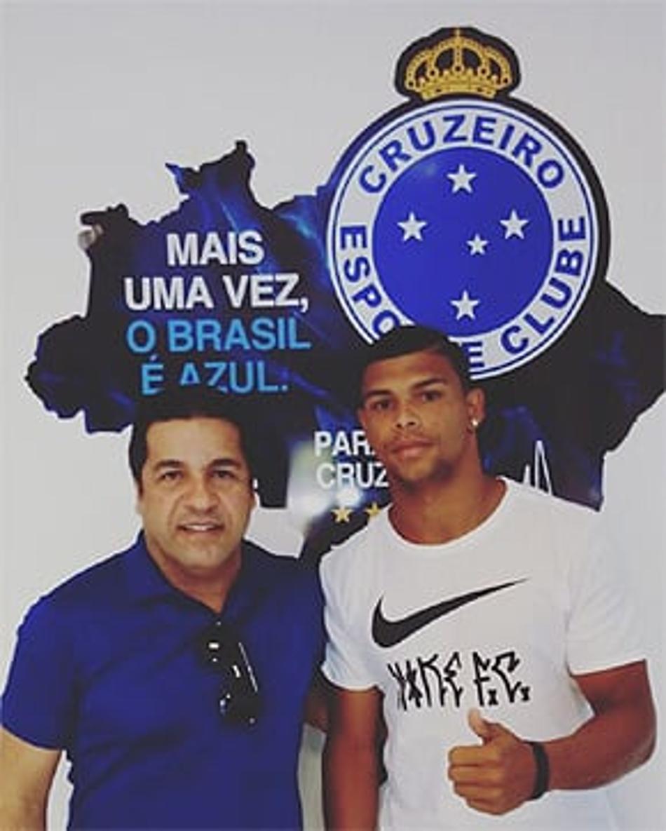 Cruzeiro contrata ‘Pitbull’, mas não deve utilizar atacante agora