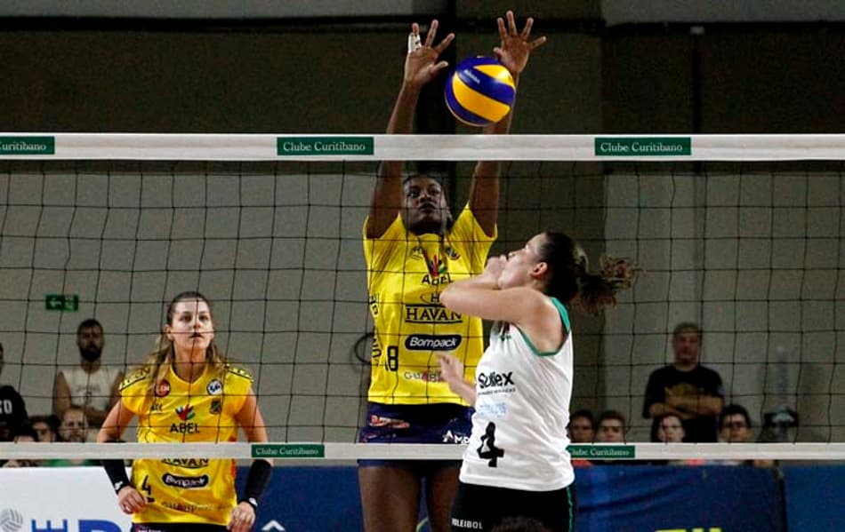 Abel Havan Brusque e ADC Bradesco largam na frente