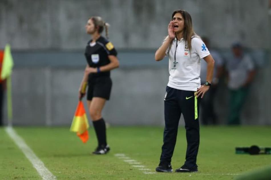 Além das datas previstas pela FIFA, Seleção Feminina terá quatro etapas de treinamento na Granja Comary