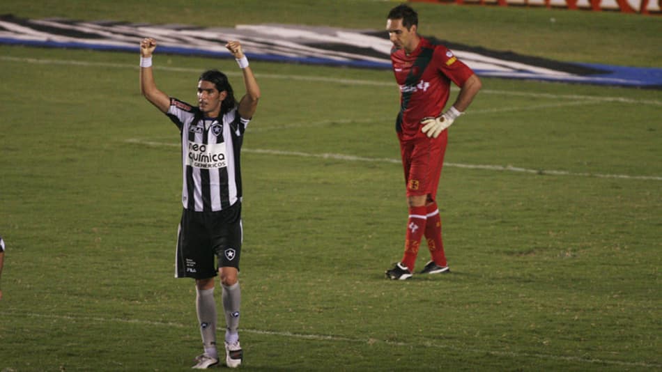 Para esquecer o passado ‘loco’! Vasco encara o Bangu para engatar