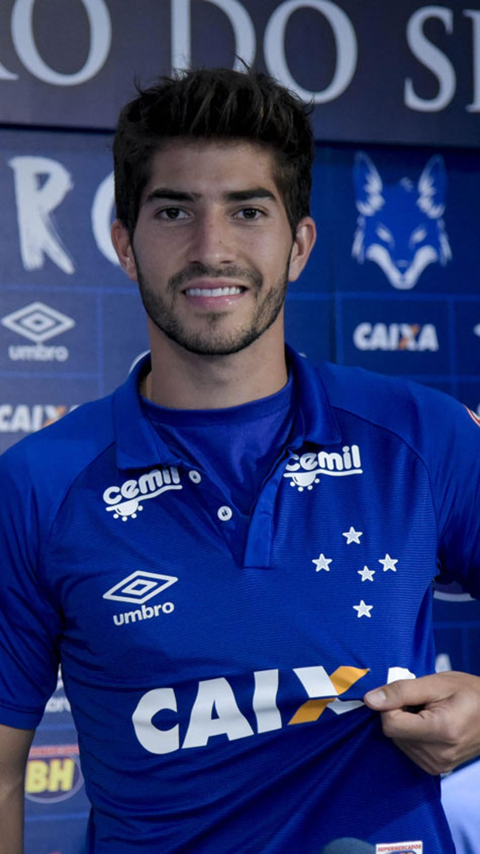 Apresentação de Lucas Silva