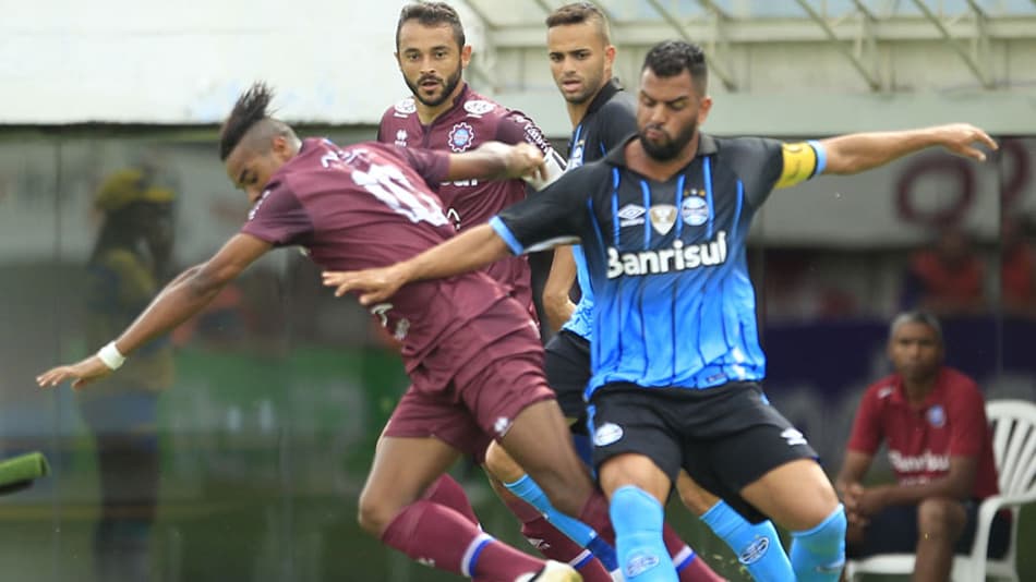 Renato Gaúcho cobra outra postura e pede Grêmio atento no futuro