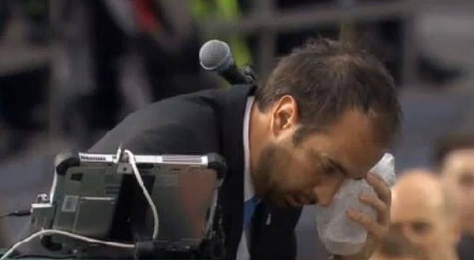 Ex-diretor de arbitragem pede suspensão de jogador que acertou árbitro