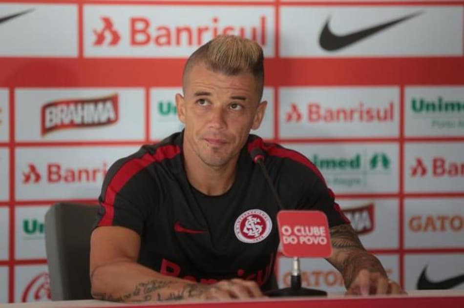 D'Alessandro em coletiva
