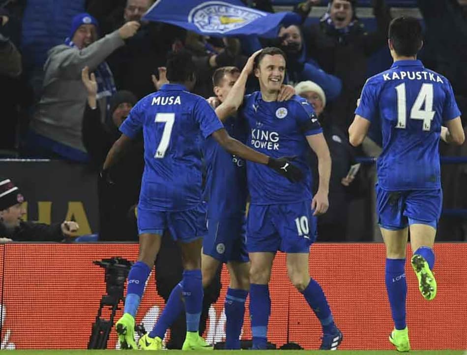 Na prorrogação, Leicester vence e avança na Copa da Inglaterra