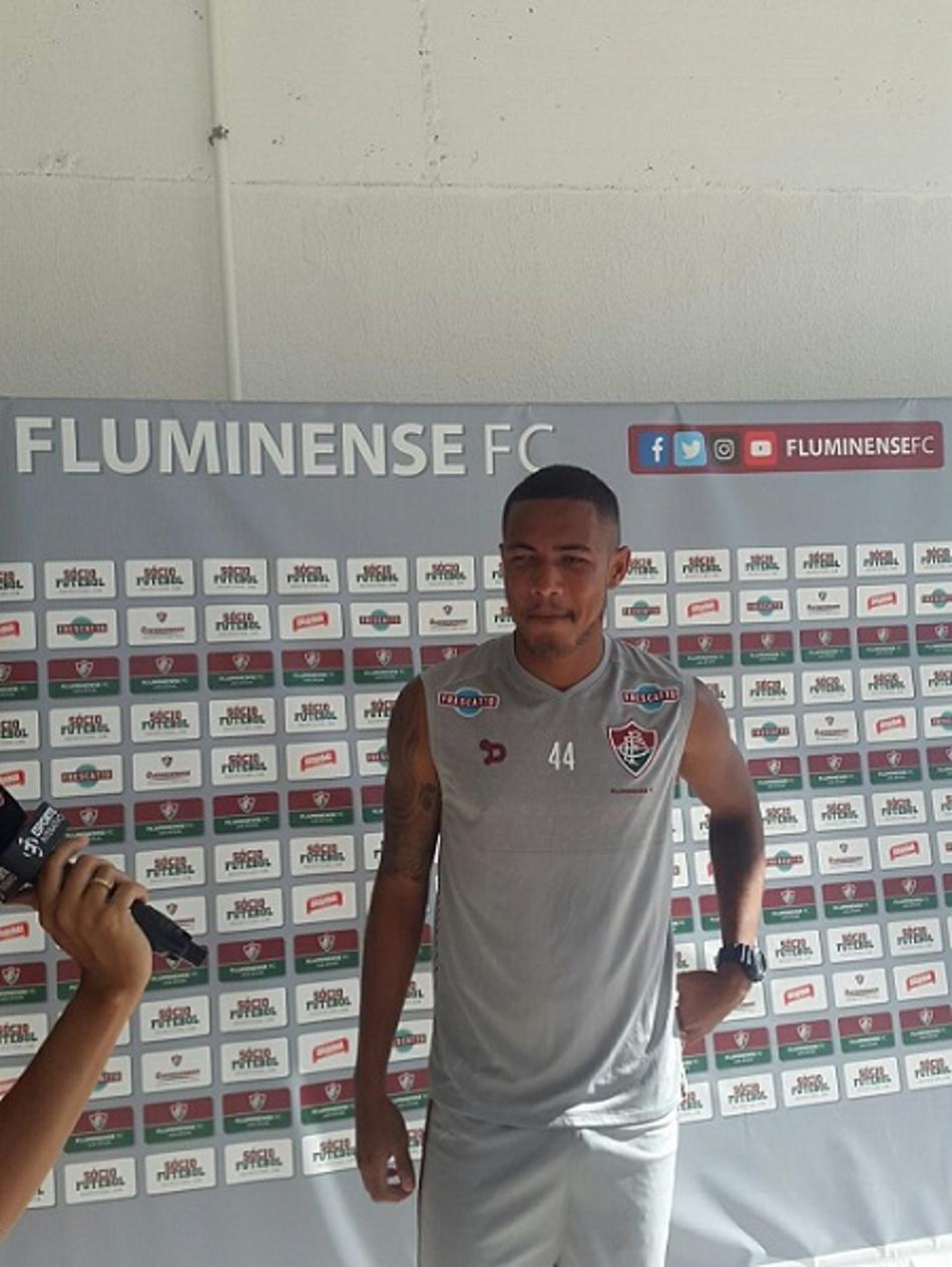 Por lesões, Nogueira ganha vaga e revela orientações do 'ex-zagueiro' Abel