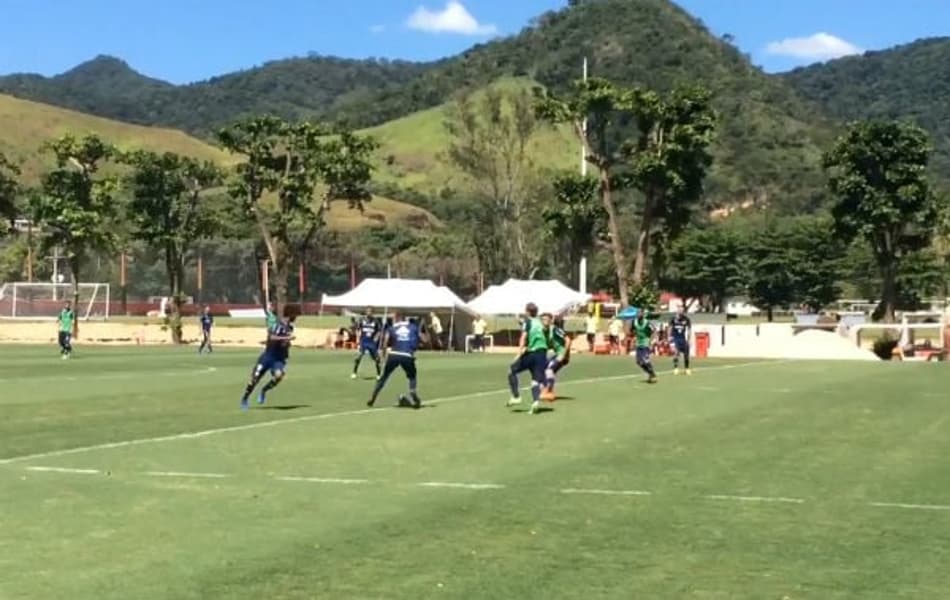 Mancuello treina normal nesta terça-feira