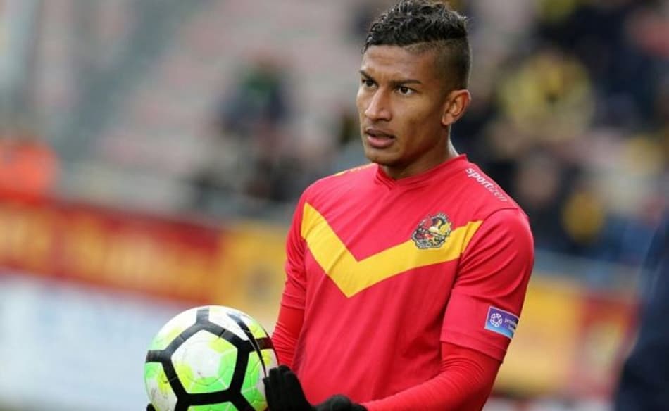 Lateral-esquerdo do Salgueiro Alan Pires revela que recebeu sondagens de equipes das Séries B e C