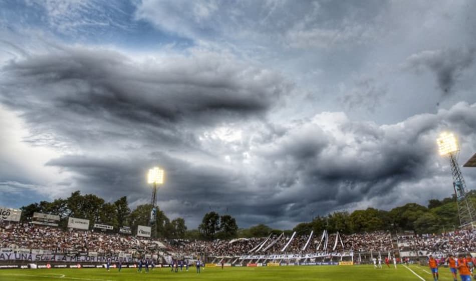Clima de tensão marca ambiente do Olimpia antes de jogo decisivo na Libertadores