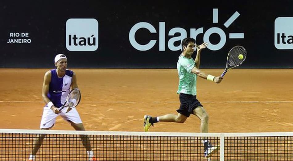 Melo aponta perda de foco e valoriza experiência em vitória