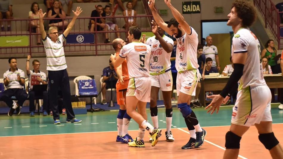 Blog Saque: Sem dinheiro, Bento desiste de jogar a Superliga