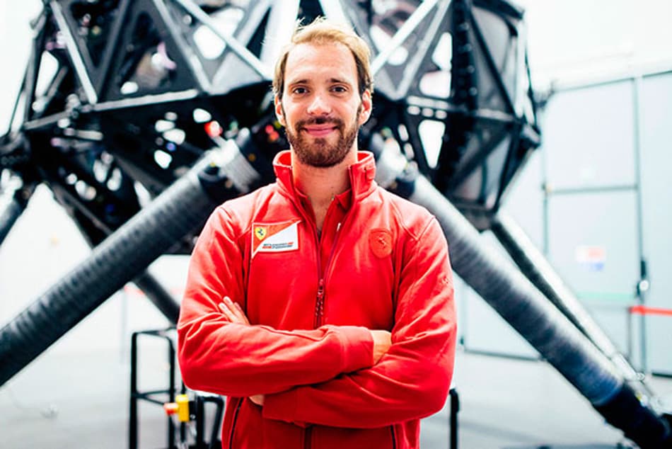 Vergne não é mais piloto de testes da Ferrari