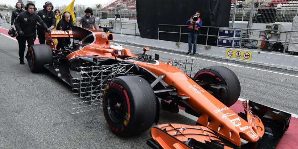 Em decadência, McLaren não sabe se conseguirá terminar GP da Austrália