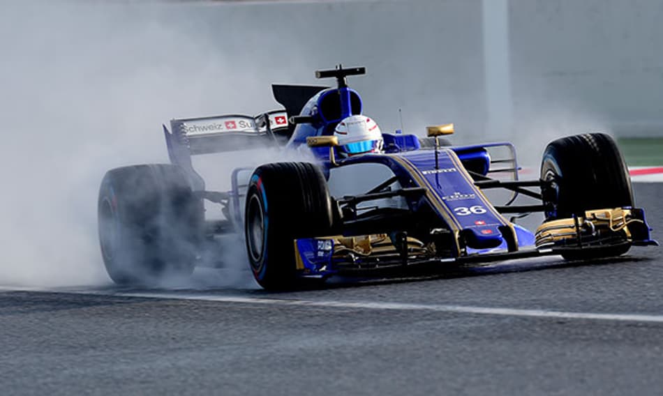 Giovinazzi comemora dia "outro dia positivo" com a Sauber
