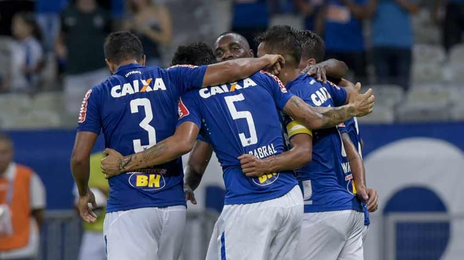 Confira as imagens da vitória do Cruzeiro no Mineirão
