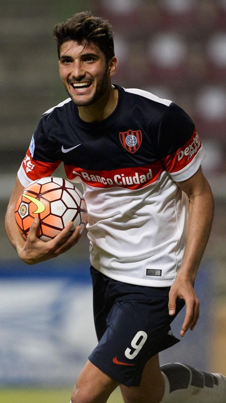 Sondado pelo Grêmio, Blandi descarta saída do San Lorenzo