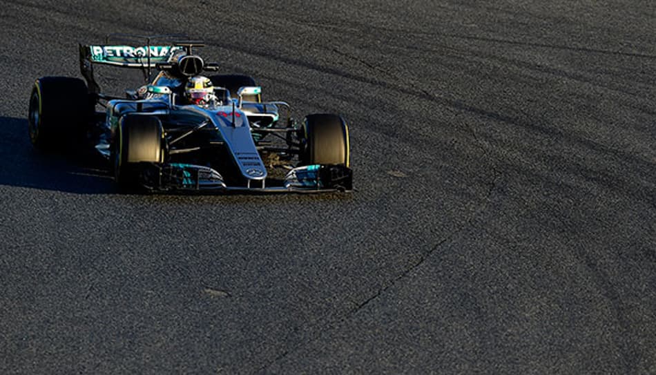 Red Bull aponta que a Mercedes pode estar "queimando óleo"