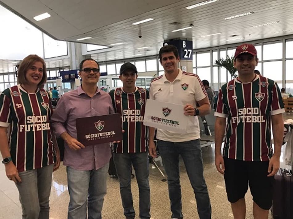 Torcida joga junto: Fluminense leva sócios com a delegação para Criciúma
