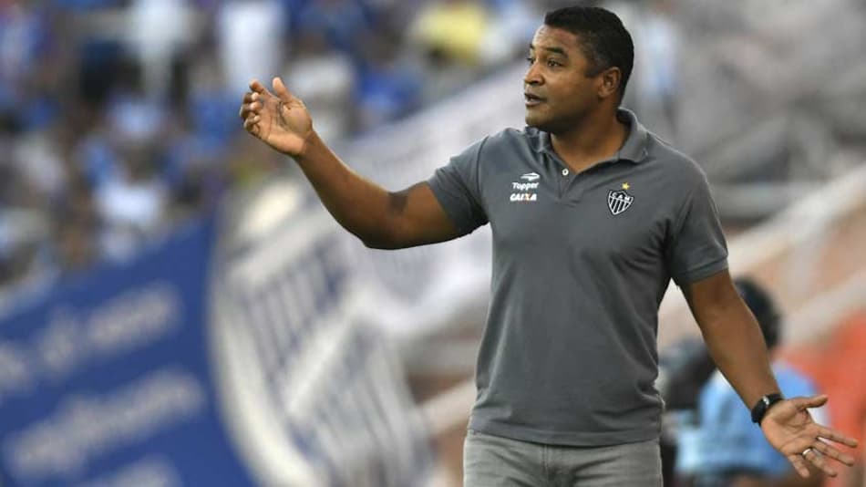 Roger Machado exalta placar e postura fora de casa do Galo