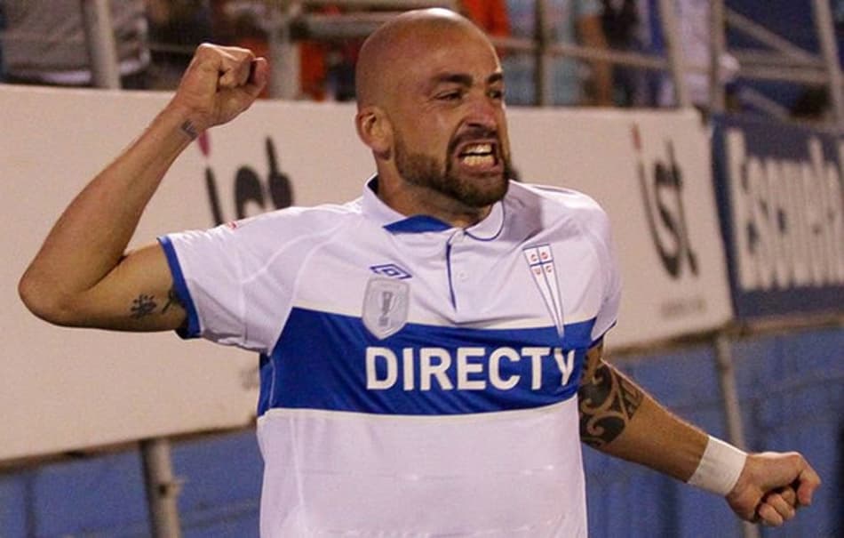 Atacante Santiago Silva encerra jejum de 150 dias sem marcar