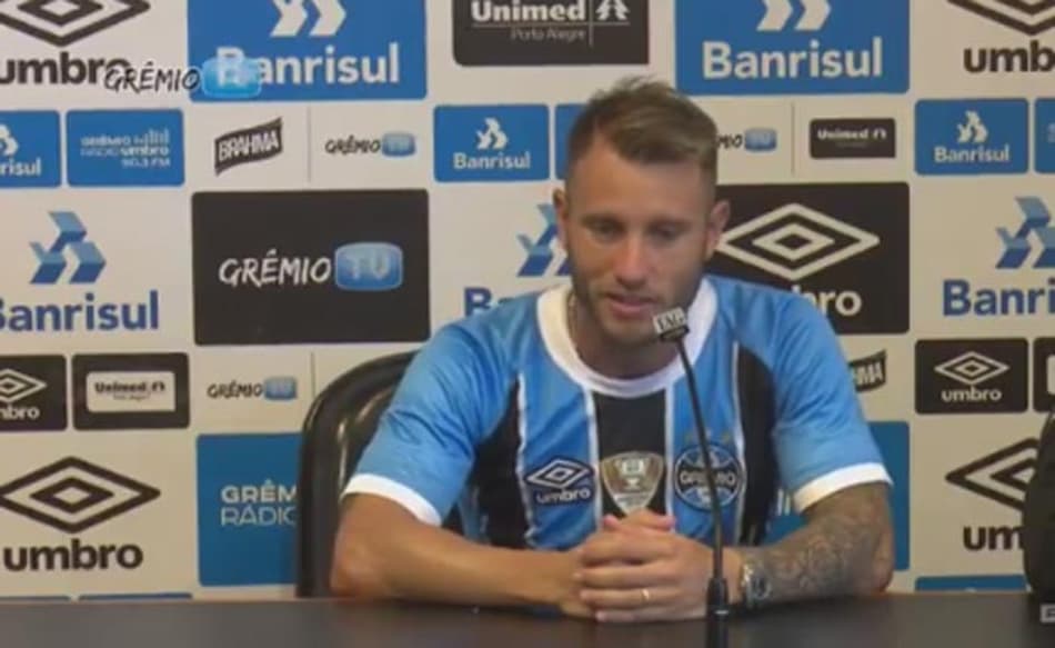 Grêmio libera Gastón Fernandez e acerto com o Estudiantes ganha força